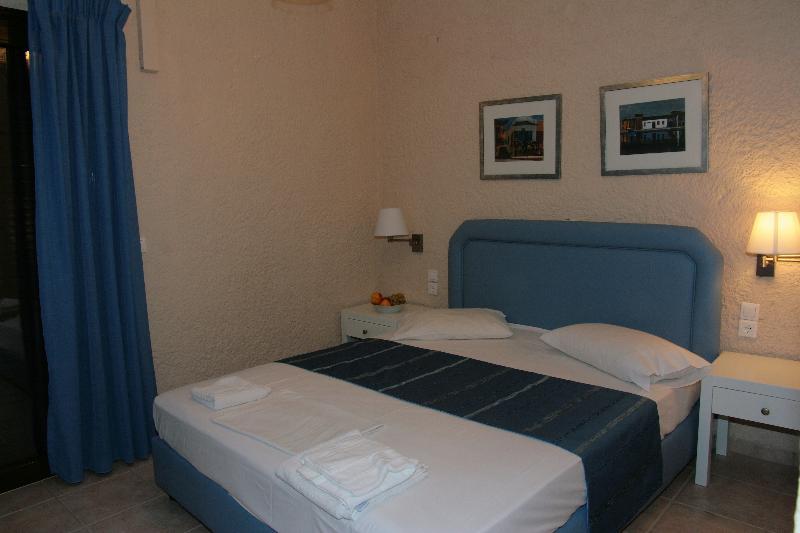 Perla Hotel Agia Pelagia  Luaran gambar