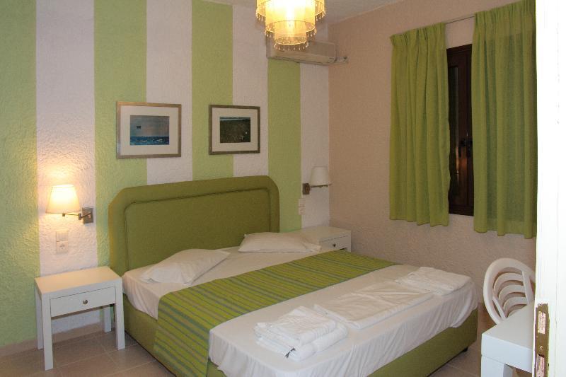 Perla Hotel Agia Pelagia  Luaran gambar